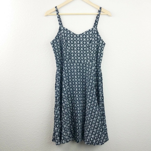 NWT Old Navy  Fit & Flare Geometric Pattern Dress - Picture 2 of 7